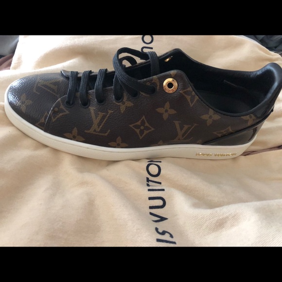 Authentic Louis Vuitton frontrow sneakers - Picture 2 of 2